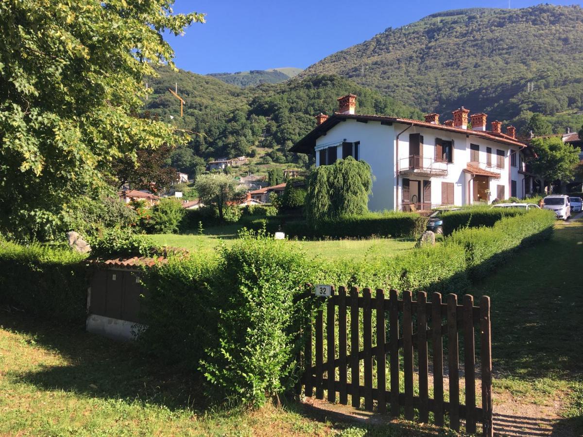 Favoloso Appartamento Fronte Lago, Gera Lario Dış mekan fotoğraf